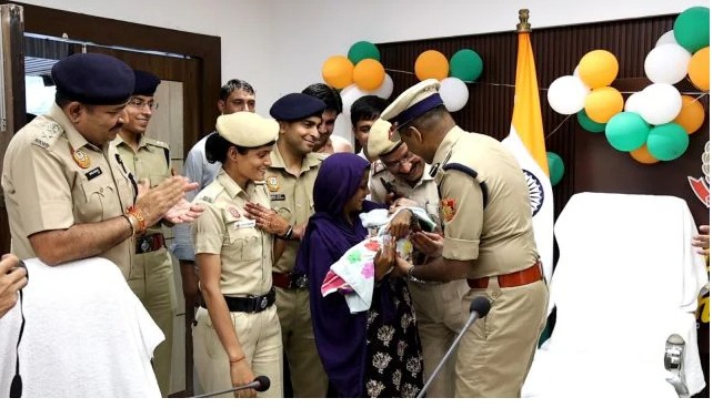 “Delhi Police rescues abducted baby at New Delhi railway station in 48-hour operation”